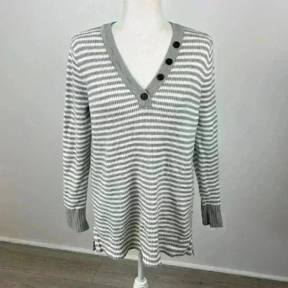Sonoma Grey & White Striped Pullover Sweater Size M